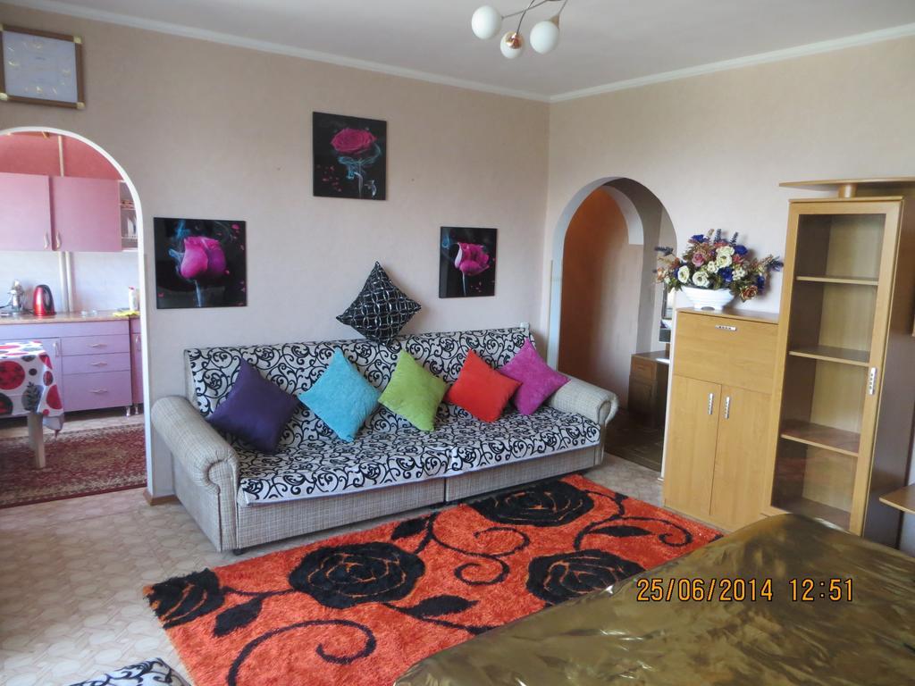 Paradise Apartment Bishkek Phòng bức ảnh